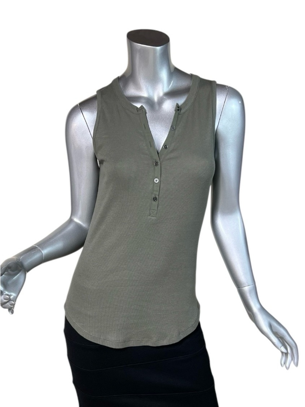 Maurices Women’s Small Olive Green Ribbed V Neck Henley Tank Top Stretch NEW